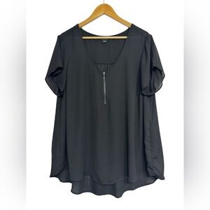 Torrid Black Sheer Zip Front Blouse Women’s 1X Short Sleeve Flowing Hem